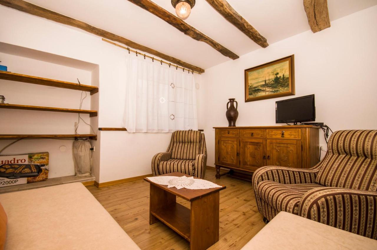 Holiday Home Trostova Kuca Pazin Exteriér fotografie