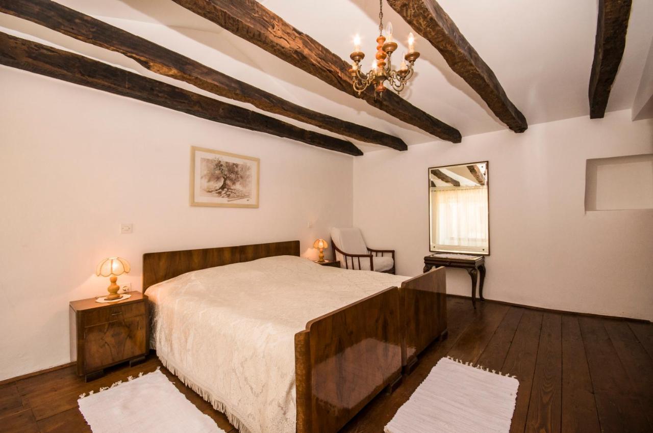 Holiday Home Trostova Kuca Pazin Exteriér fotografie