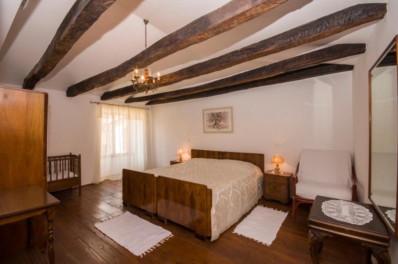 Holiday Home Trostova Kuca Pazin Exteriér fotografie