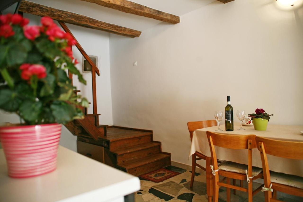 Holiday Home Trostova Kuca Pazin Exteriér fotografie